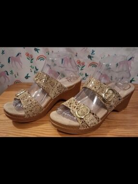 NWOT Dansko Sophie Snakeskin Leather Boho Casual Orthotic Sandal Shoe SZ 8.5